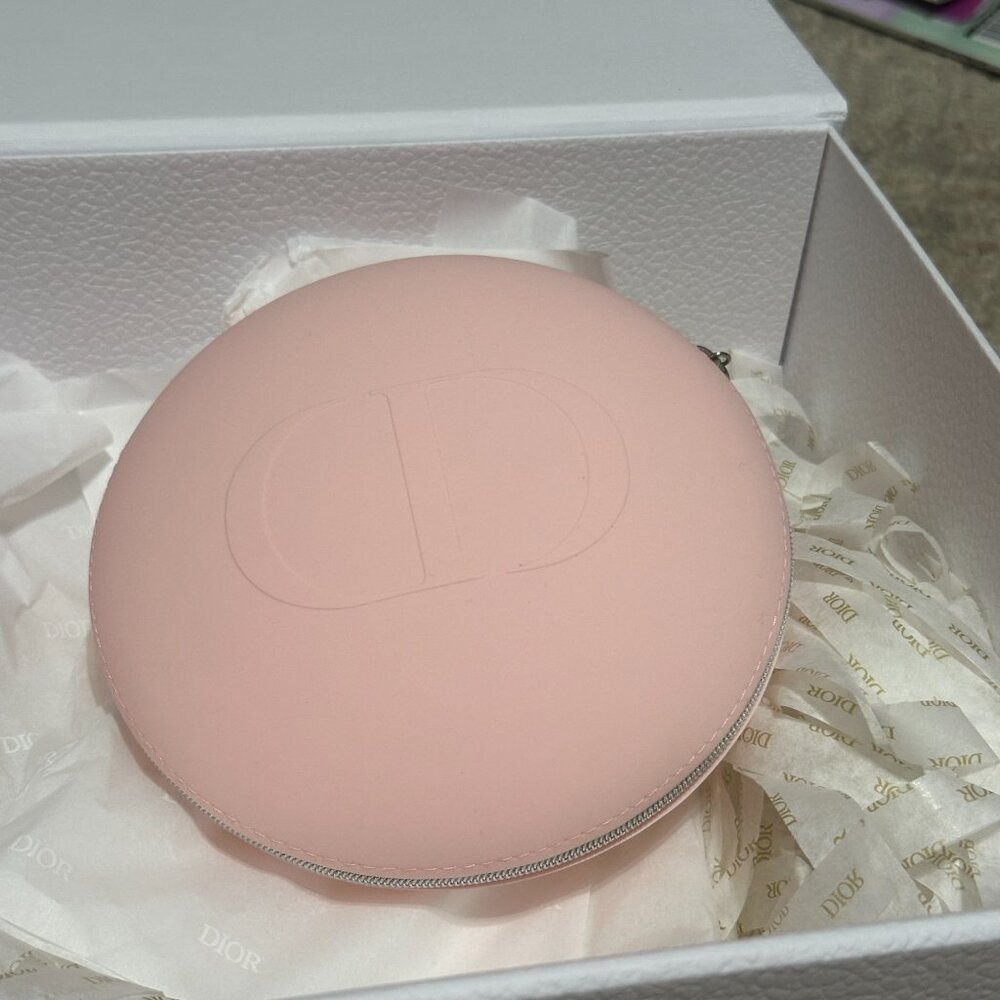 New 2025 Dior Pink Limited Edition Round Cosmetic Bag Silicone Pouch - Picture 2 of 11